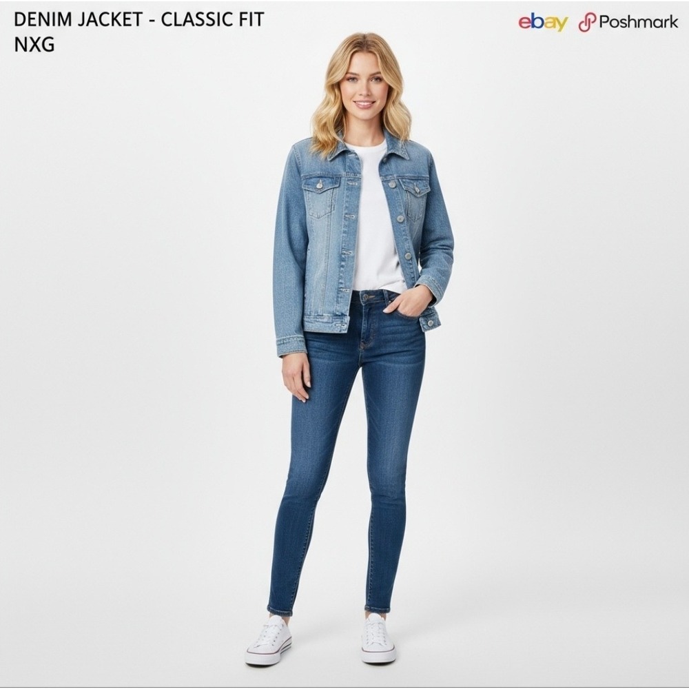 AYR Woman Denim Jacket - Small